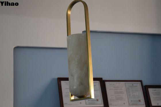 comprar Candelero de cristal de vidrio de alabastro de latón con cadenas ajustables fabricación en línea