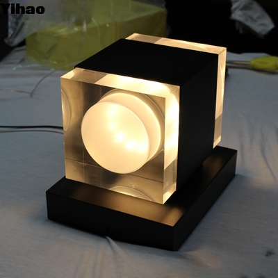 comprar Modern LED Wall Lamp with Crystal Shade Warm White 3500K fabricación en línea