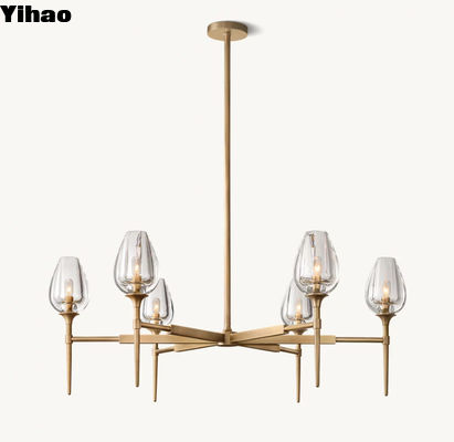 Gran candelabro de vidrio moderno