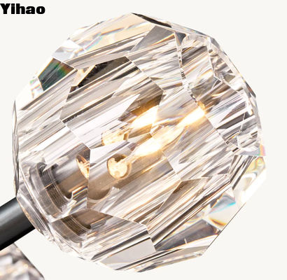 Luz suspendida de latón sólido con cristal K9 transparente y acabado lacado