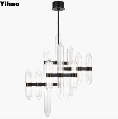 Visual Comfort Langston Medium Chandelier 700LGSN31 es el más pequeño de todos los modelos.