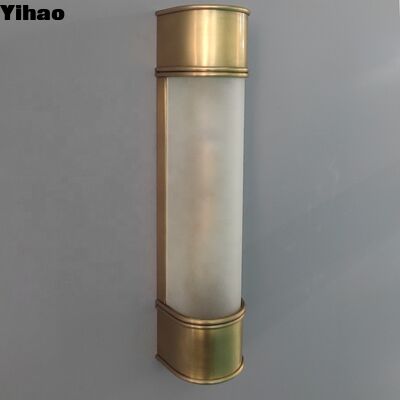 Lámpara de pared de latón moderna de Yihao 3500K Sconce LED blanco cálido para sala de estar y dormitorio