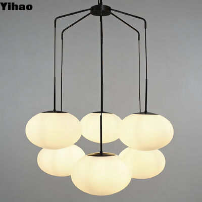 Lámpara colgante de latón vintage con LED blanco cálido de 2700K y vida útil de 50000 horas para iluminación decorativa interior