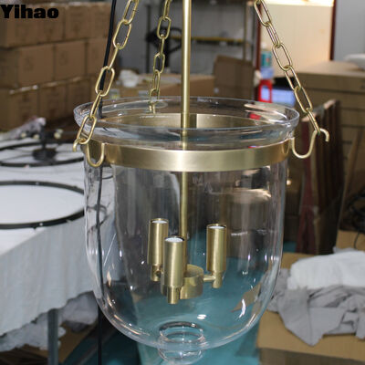 Yihao Factory Direct Brass Frame Crystal Shade Pendant Light con 3500K LED blanco cálido para hotel y sala de estar